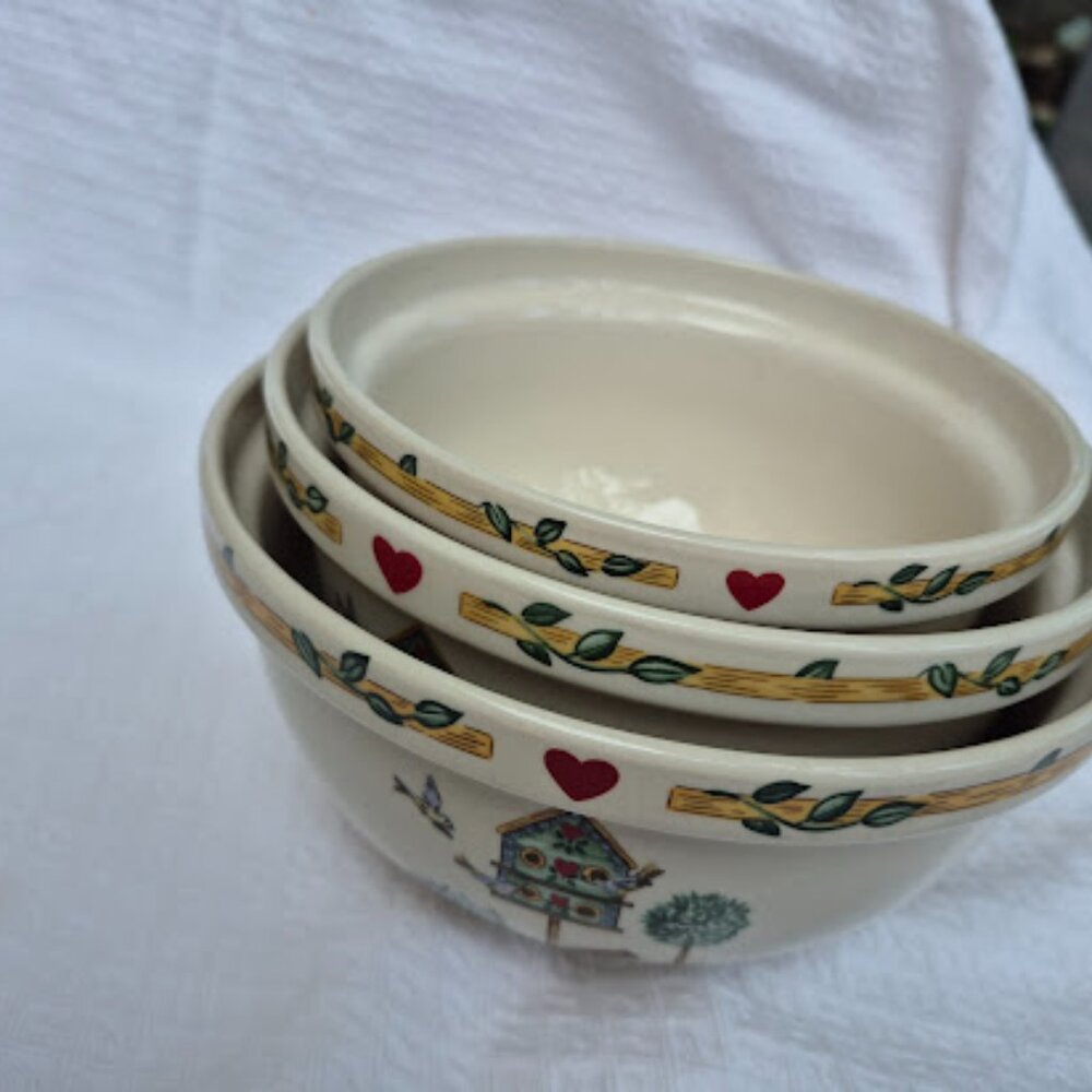 Thompson Pottery Birdhouse Nesting Mixing Bowls set  of 3:  8”-7”-6”